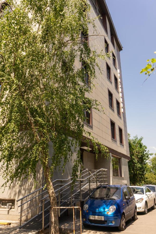7 Days Hotel Almaty Ngoại thất bức ảnh