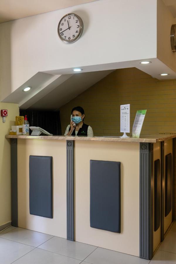 7 Days Hotel Almaty Ngoại thất bức ảnh