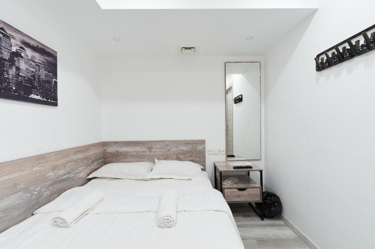 7 Days Hotel Almaty Ngoại thất bức ảnh